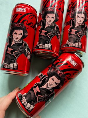 Лімітована кола без цукру MARVEL Coca-Cola  330 ml.  0010069 фото