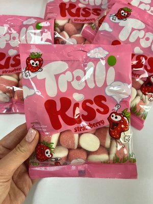 Мармеладки Полуничний поцілунок Kiss Trolli 100 g. M-0010213 фото