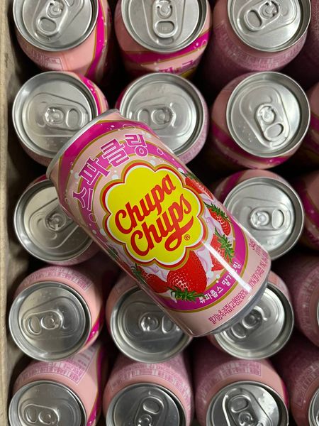 Напій сильногазований Чупа Чупс вершкова полуниця Chupa Chups Strawberry  Sparkling Drink 345 мл 0010049 фото